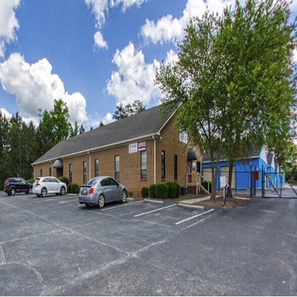 More Photos Of 457 Columbia Industrial Blvd, Evans Self Storage For Lease