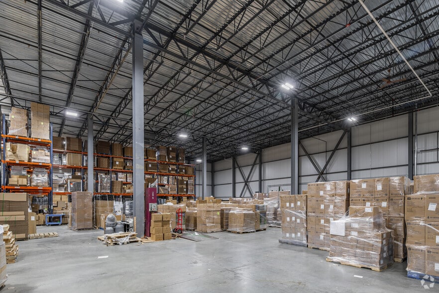 More Photos Of 305 Sub Way, Milford Warehouse For Lease