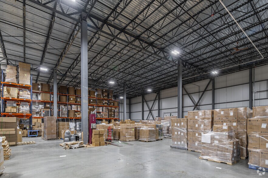 More Photos Of 305 Sub Way, Milford Warehouse For Lease