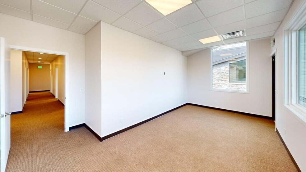 More Photos Of 125 E Shore Pky, La Porte Medical For Lease