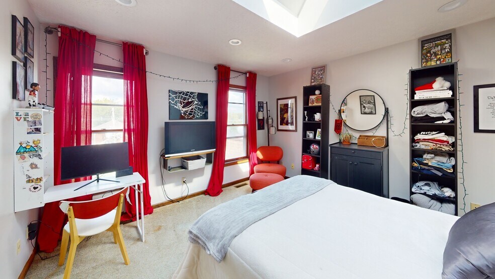 More Photos Of 816 Main St, Lafayette Storefront Retail Residential For Sale