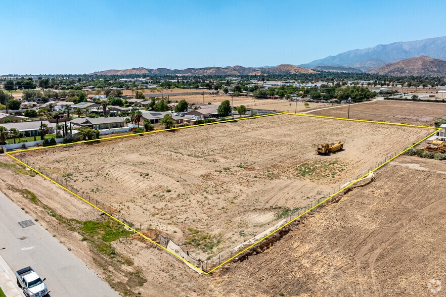 More Photos Of Charles St & E. Westward Ave, Banning Land For Sale