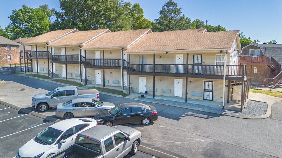 More Photos Of 162 Condor Ct, Clarksville Apartments For Sale