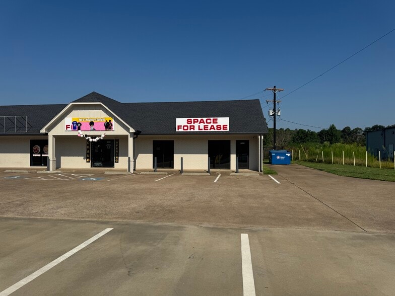 Primary Photo Of 8350 State Highway 155, Frankston Storefront Retail Office For Lease