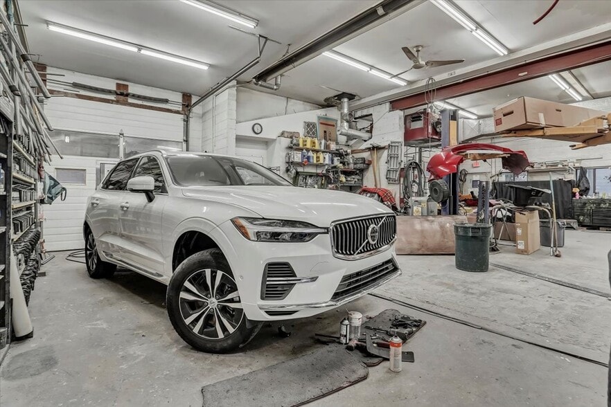 More Photos Of 3 Marlorville Rd, Wappingers Falls Auto Repair For Sale