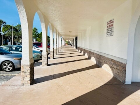 More Photos Of 7345 Jackson Springs Dr, Tampa Office For Lease