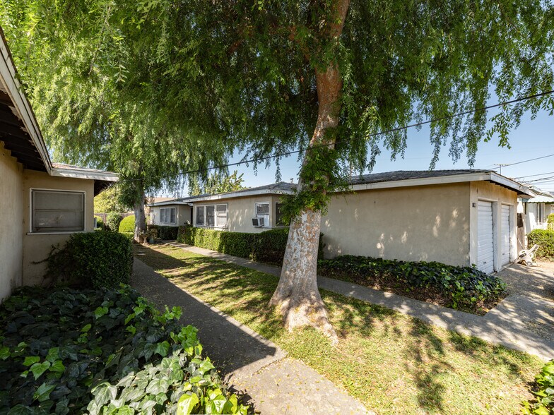 More Photos Of 805 S Olive Ave, Alhambra Multifamily For Sale