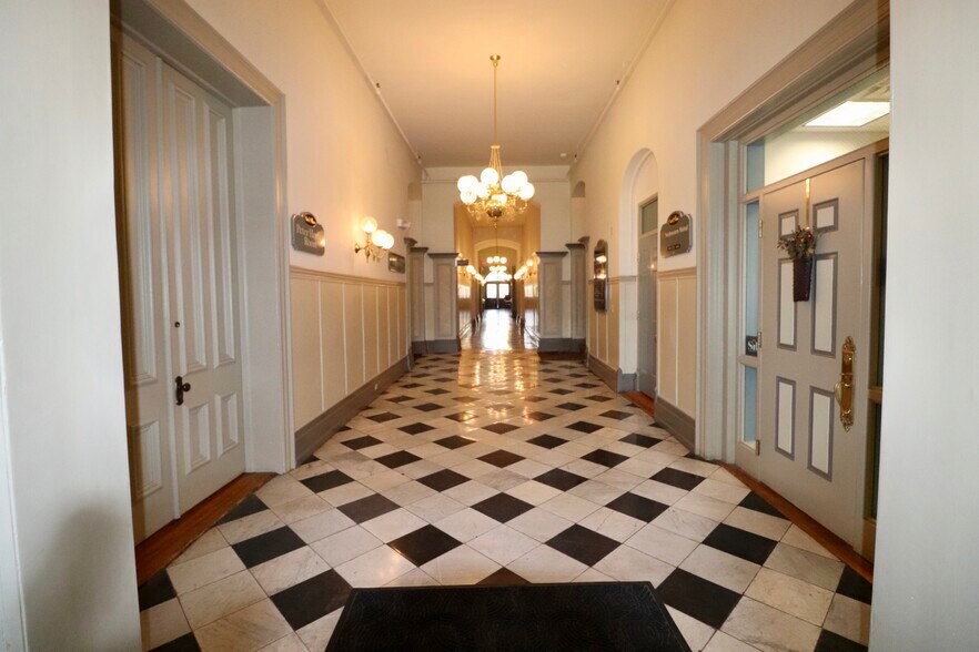 More Photos Of 800 W 4th St, Williamsport Medical For Lease