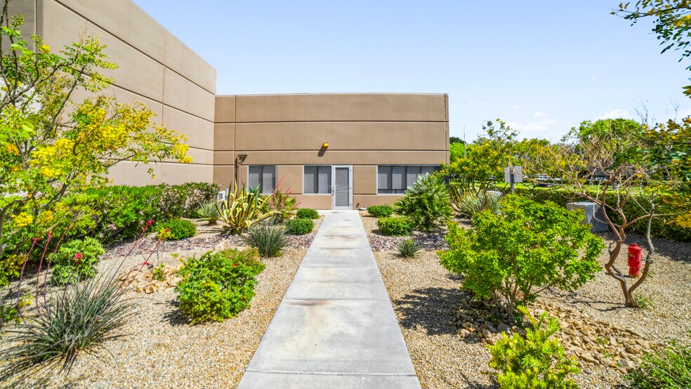 More Photos Of 950 Grier Dr, Las Vegas Loft Creative Space For Sale