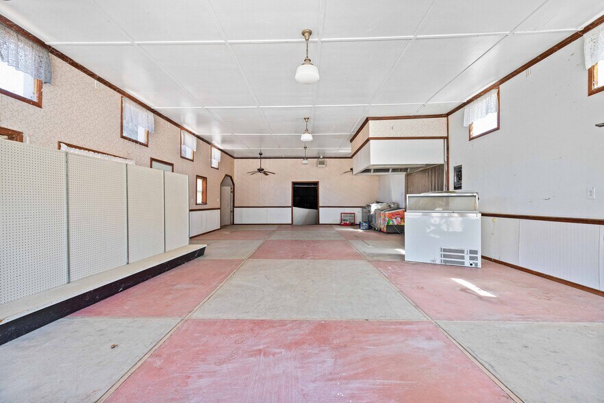 More Photos Of 30025 Yosemite Blvd, La Grange General Retail For Sale