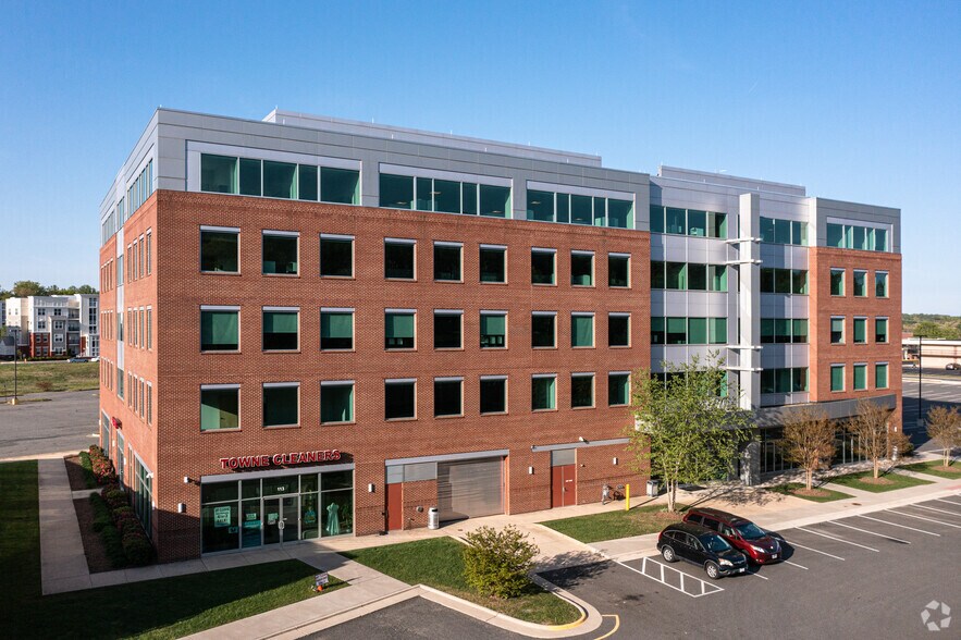 More Photos Of 475 Aquia Towne Center Dr, Stafford Office For Lease