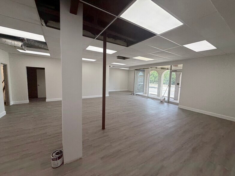 More Photos Of 4907 NW Industrial Dr, San Antonio Warehouse For Lease