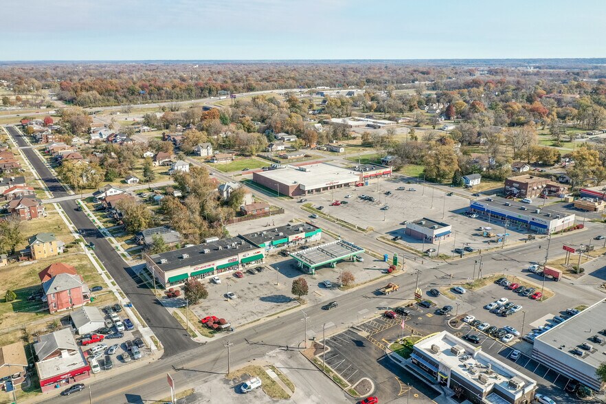 More Photos Of State St, East Saint Louis Unknown For Lease