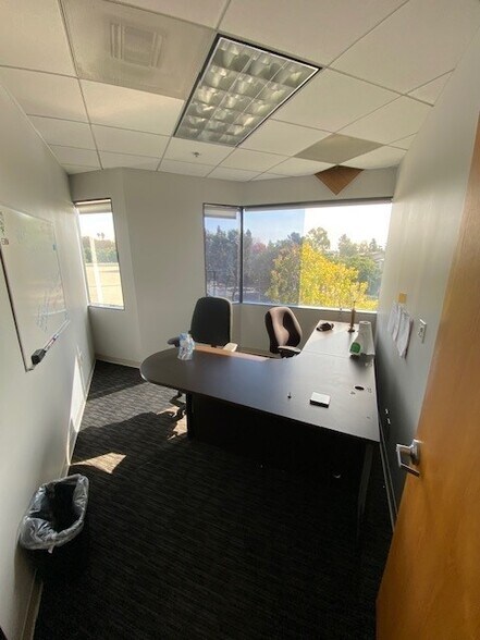 More Photos Of 200 Corporate Pointe, Culver City Office For Lease
