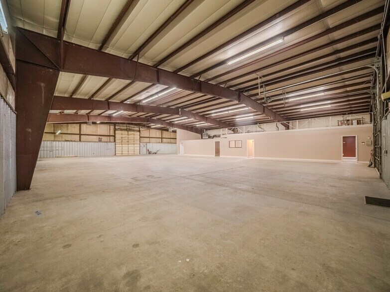More Photos Of 1770-1780 License St, Casper Warehouse For Sale