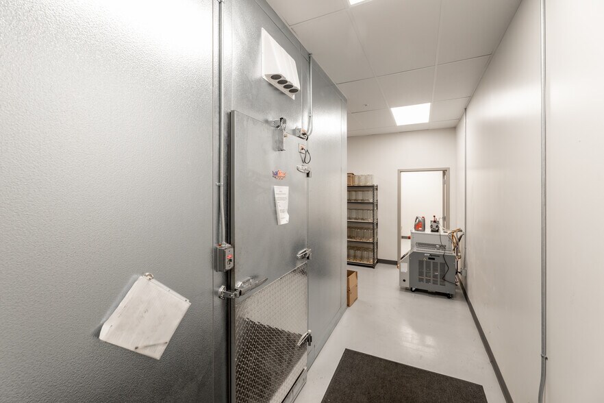 More Photos Of 1575 Crane Way, Sparks Warehouse For Lease