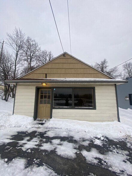 More Photos Of 2911 Milton Ave, Syracuse General Retail For Lease