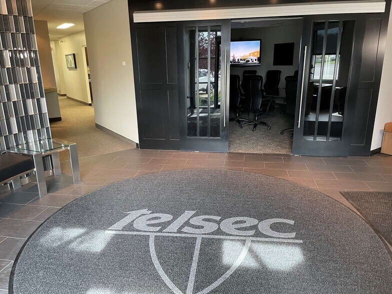 More Photos Of 3150 114th Ave SE, Calgary Office For Lease