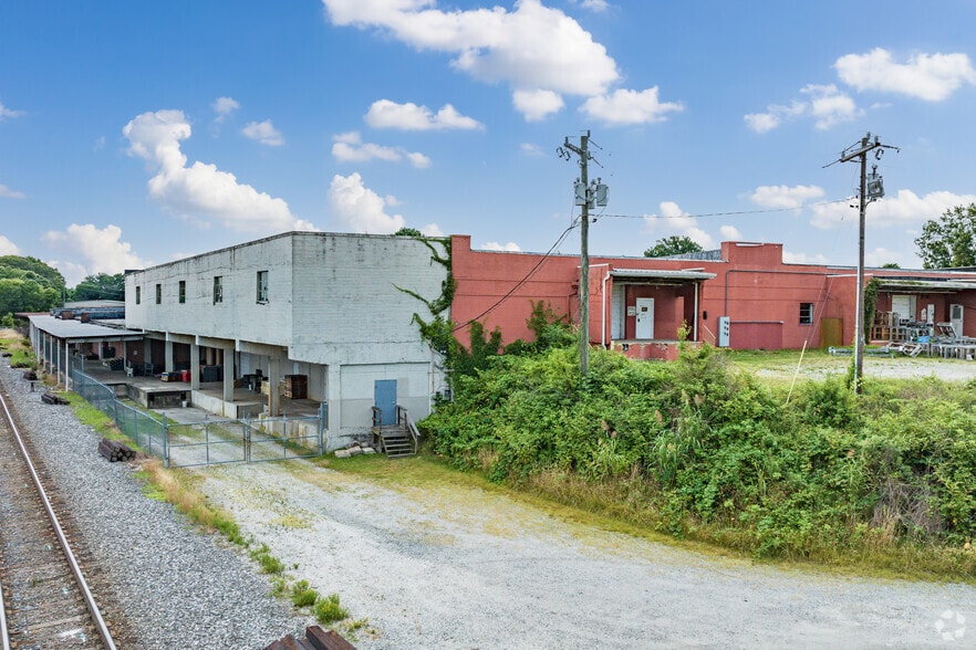 More Photos Of 517 Medley St, Greensboro Industrial For Sale