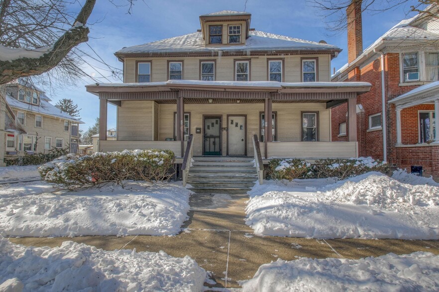 Primary Photo Of 37 Pierce St, Kingston Multifamily For Sale