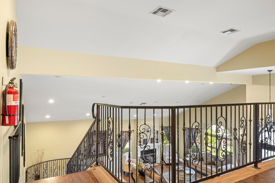 More Photos Of 10448 N 106th Pl, Scottsdale Assisted Living For Sale