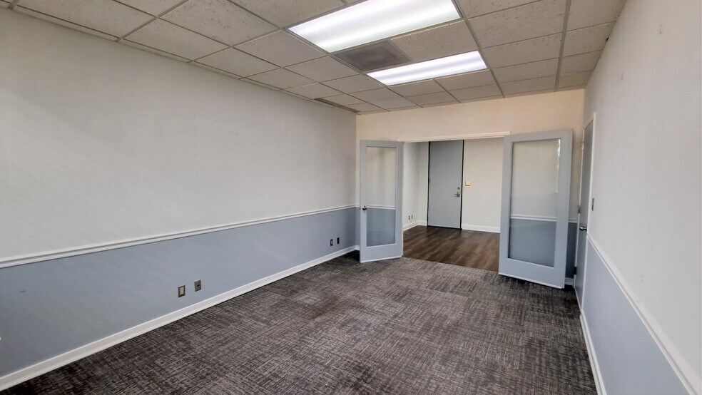 More Photos Of 4215 Southpoint Blvd, Jacksonville Medical For Lease
