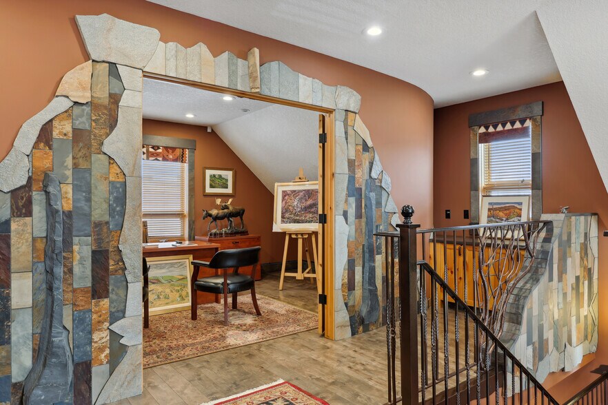 More Photos Of 1220 10 Av SE, Calgary Office For Sale