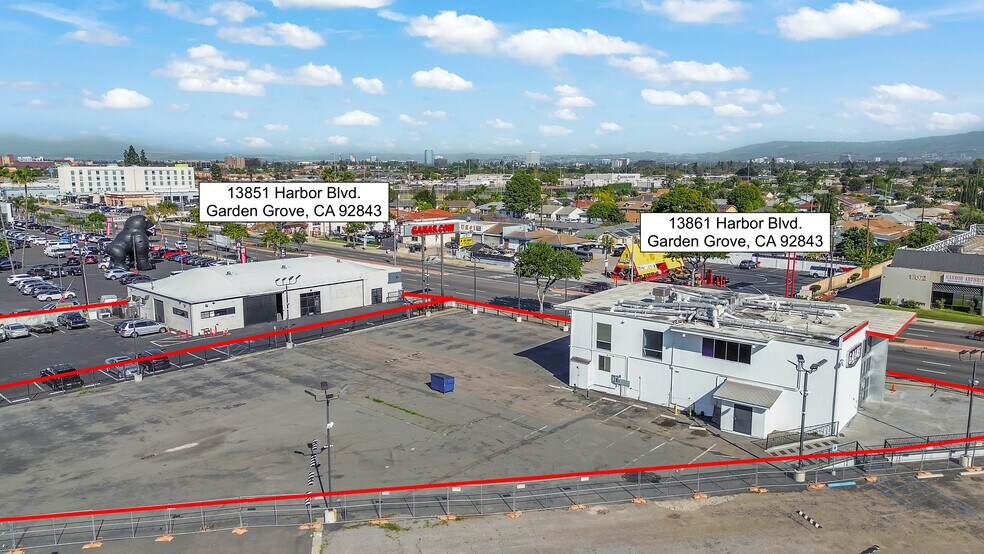 More Photos Of 13851-13861 Harbor Boulevard, Garden Grove Auto Dealership For Lease