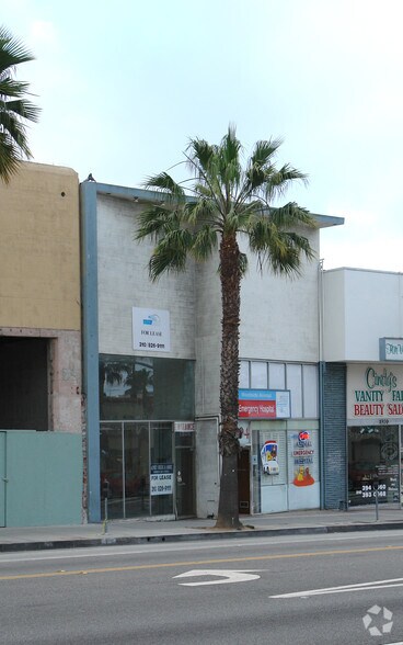 Primary Photo Of 1304-1306 Wilshire Blvd, Santa Monica Storefront For Lease