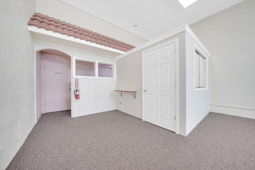 More Photos Of 44-46 Main St, Jackson Storefront Retail Office For Sale