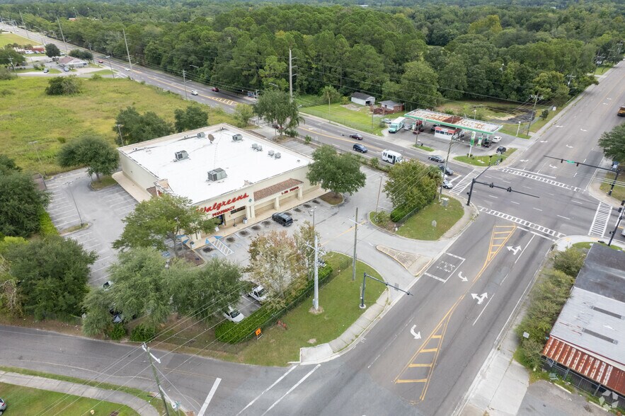 More Photos Of 5340 Soutel Dr, Jacksonville Drugstore For Sale