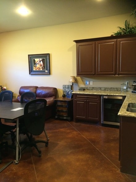 More Photos Of 14375 Liberty St, Montgomery Coworking Space