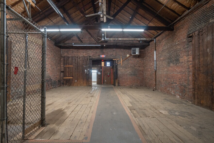 More Photos Of 80 W Circular St, Saratoga Springs Storefront For Lease