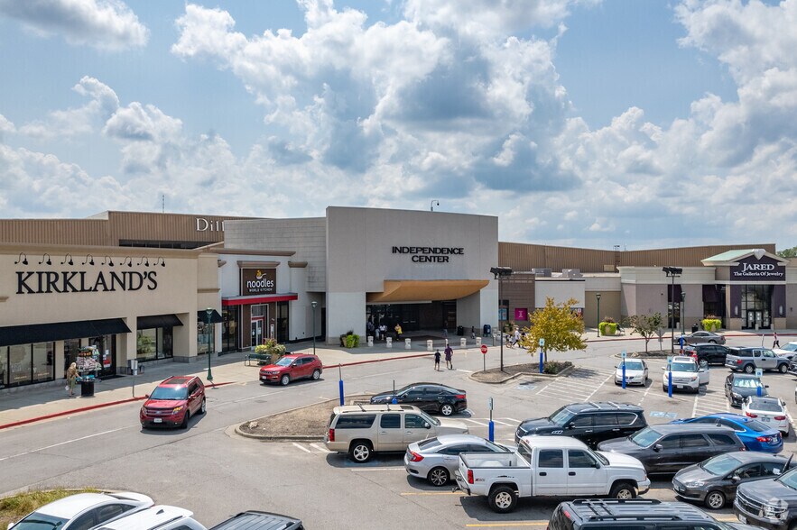 More Photos Of 18813 E 39th St, Independence Unknown For Lease