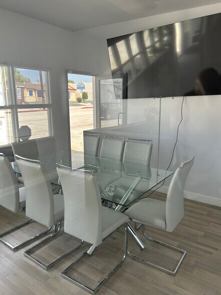 More Photos Of 605 W Beverly Blvd, Montebello Storefront Retail Residential For Sale
