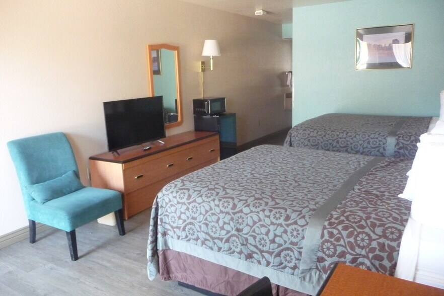 More Photos Of 3460 E Fry Blvd, Sierra Vista Hotel For Sale