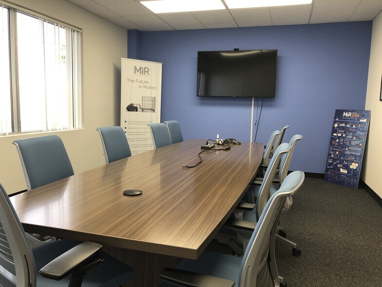 More Photos Of 90 Colin Dr, Holbrook Research And Development For Lease