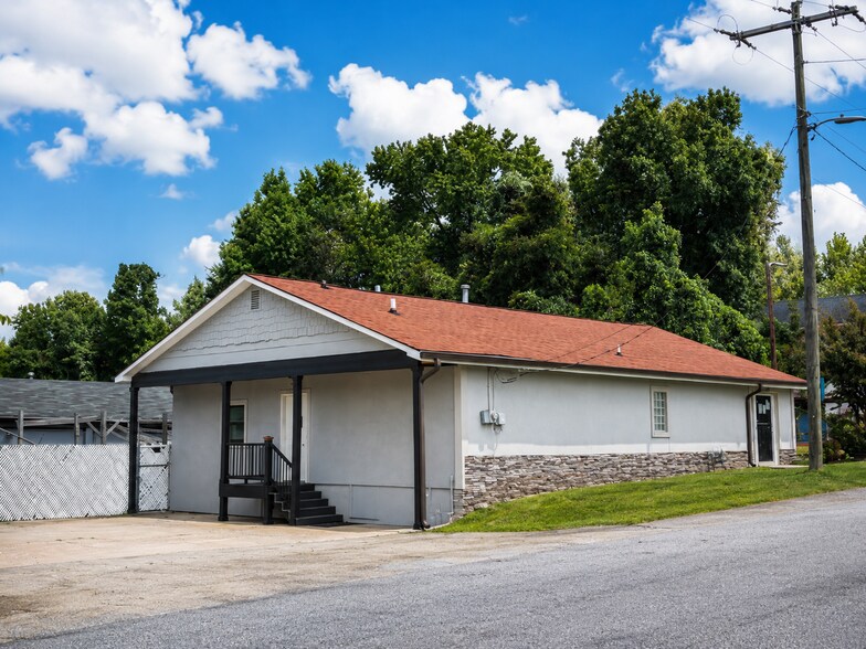 Primary Photo Of 453 Union St, Spartanburg Office For Sale