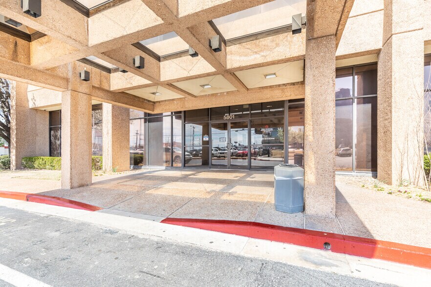 More Photos Of 5801 E 41st St, Tulsa Office For Lease