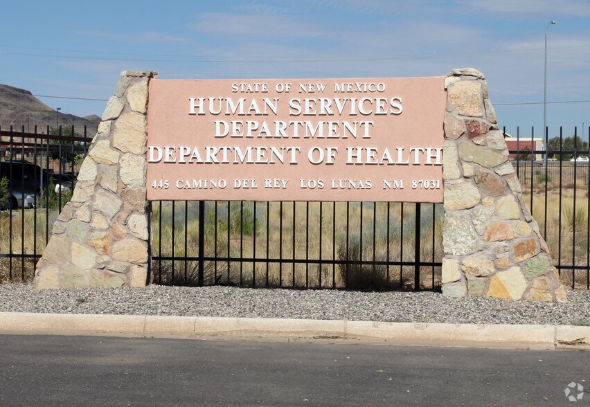 More Photos Of 445 Camino Del Rey Dr, Los Lunas Office For Lease