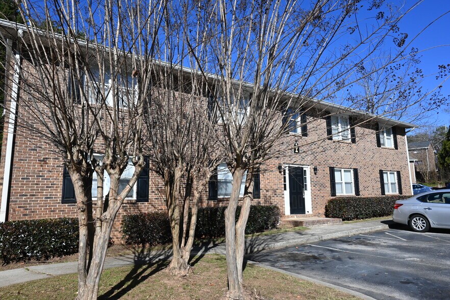 More Photos Of 393 Stone Mountain St, Lawrenceville Apartments For Sale