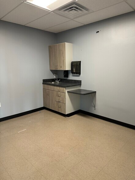 More Photos Of 6050 W 92nd Ave, Westminster Unknown For Lease