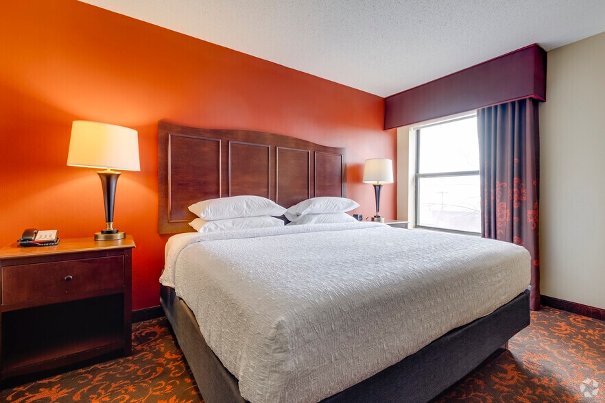 More Photos Of 4003 S Loop 289, Lubbock Hotel For Sale