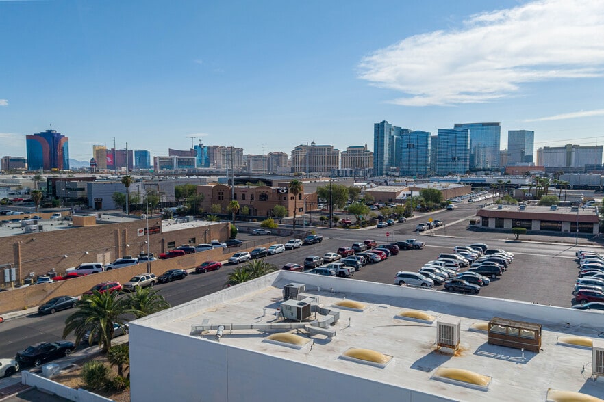 More Photos Of 4185 W Tompkins Ave, Las Vegas Auto Repair For Sale
