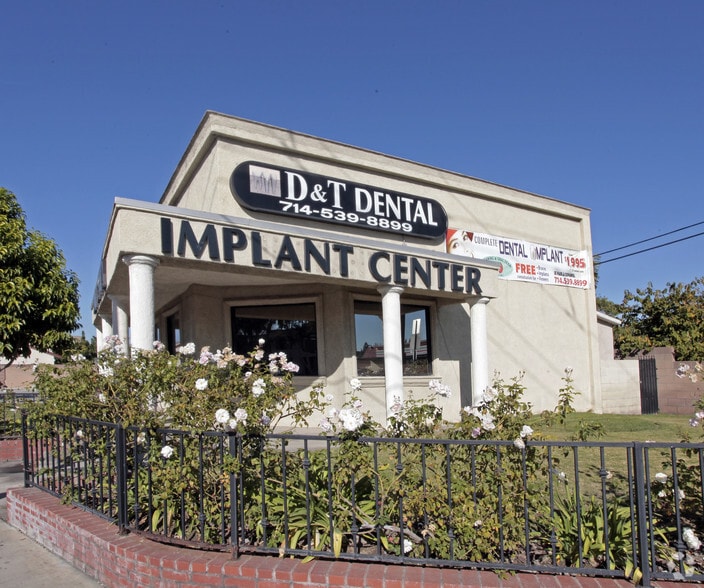 More Photos Of 12732 Brookhurst St, Garden Grove Medical For Sale