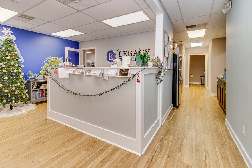 More Photos Of 419 Chatham Square Office Park, Fredericksburg Office For Lease