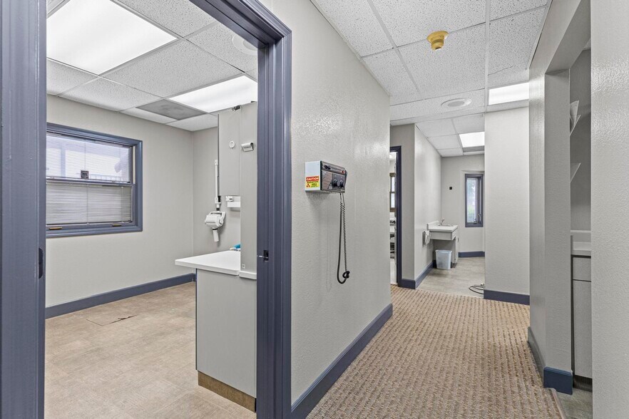 More Photos Of 1045 Live Oak Blvd, Yuba City Medical For Lease