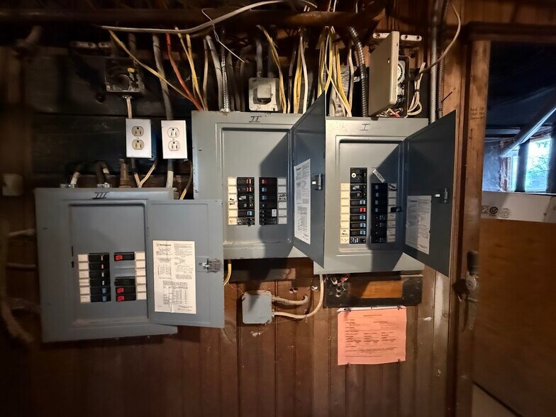 More Photos Of 341 Belmont St, Fall River Apartments For Sale