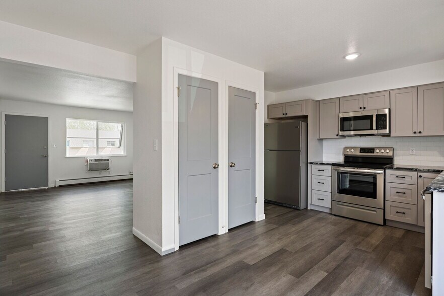 More Photos Of 1629 Azalea Dr, Fort Collins Apartments For Sale