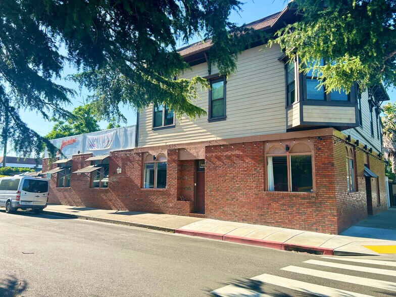 More Photos Of 11 G St, San Rafael General Retail For Sale